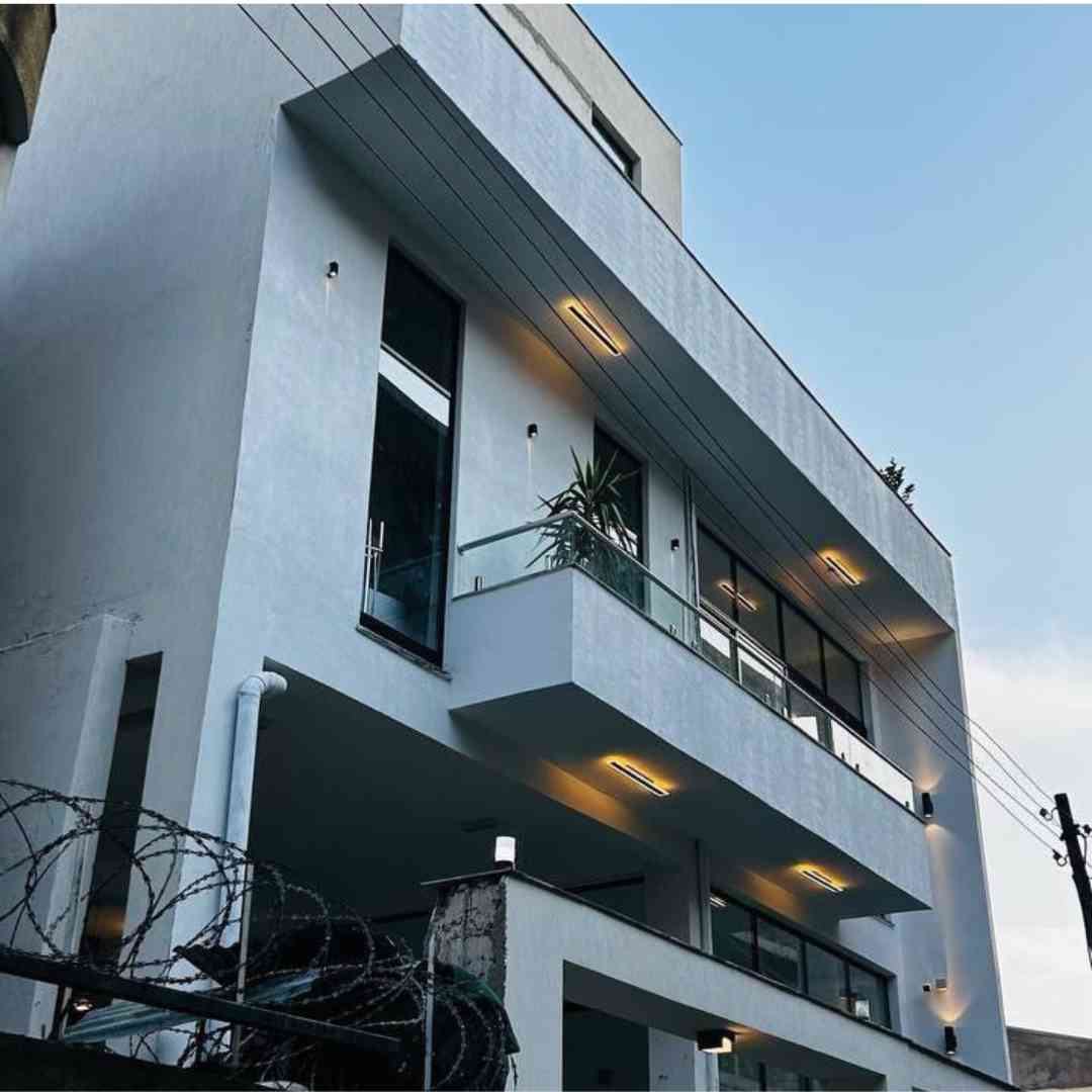 megenanga top view house